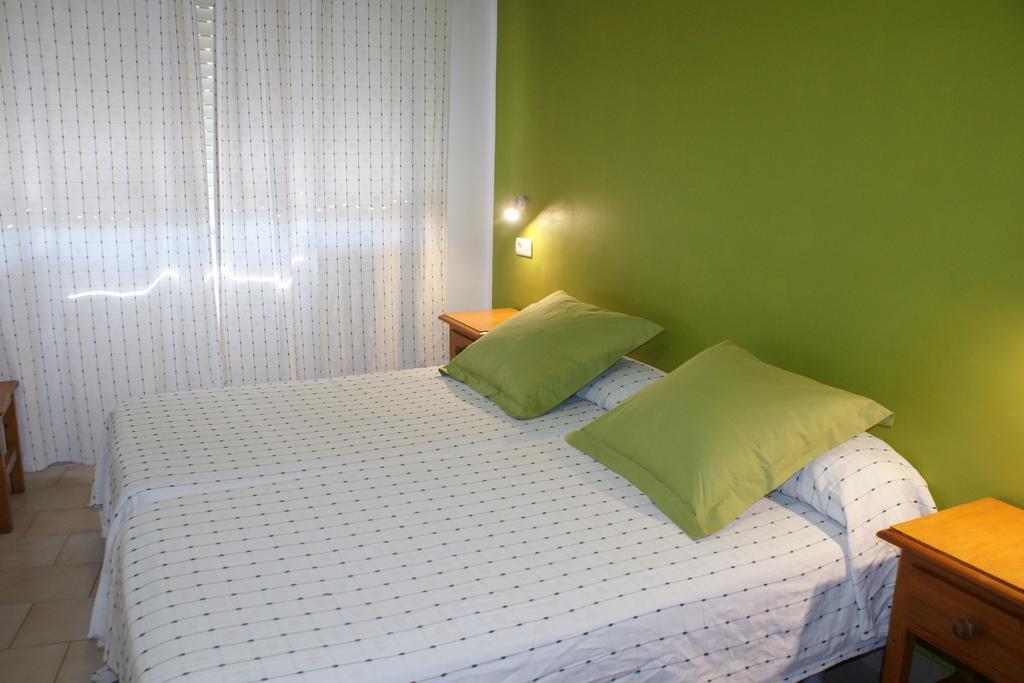 Hostal Puerto Beach Мотрил Стая снимка