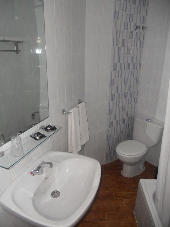 Hostal Puerto Beach Мотрил Стая снимка