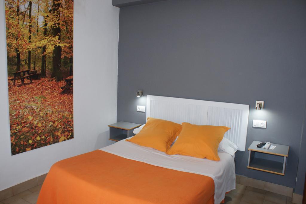 Hostal Puerto Beach Мотрил Екстериор снимка