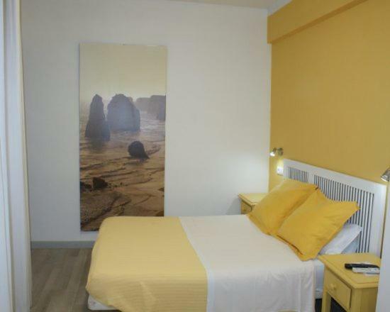 Hostal Puerto Beach Мотрил Екстериор снимка